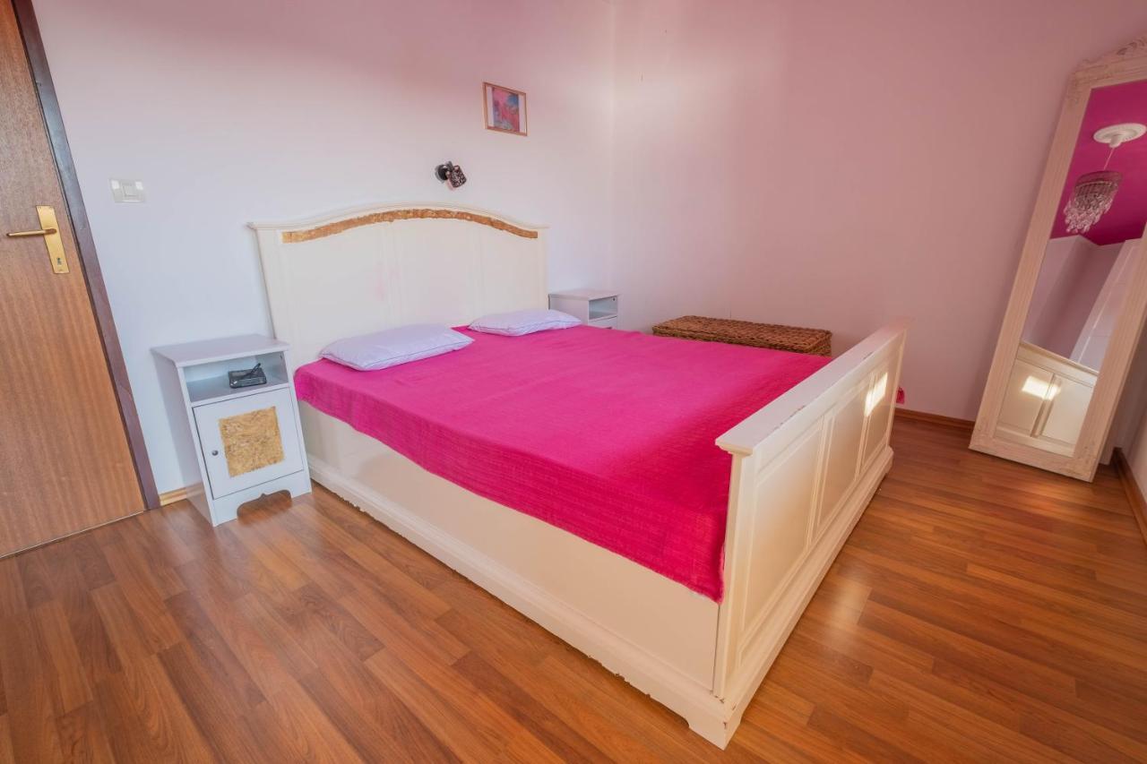Apartman Ahel Ядраново Екстер'єр фото